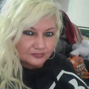 Meet your Posher, Angie